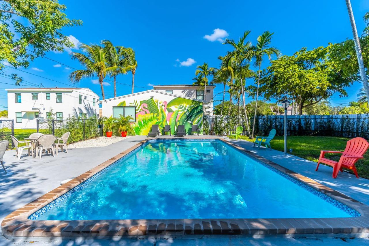 Renovated Apts With Kitchen, Fast Wifi, Smart Tv, Roku & Pool Onsite 4 Mi To Surfside Beach Leilighet North Miami Eksteriør bilde