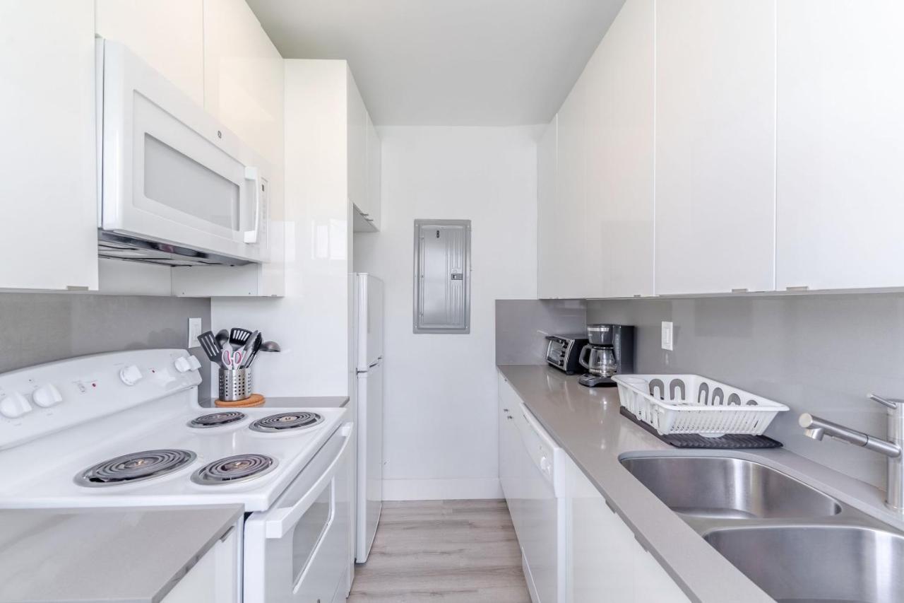 Renovated Apts With Kitchen, Fast Wifi, Smart Tv, Roku & Pool Onsite 4 Mi To Surfside Beach Leilighet North Miami Eksteriør bilde